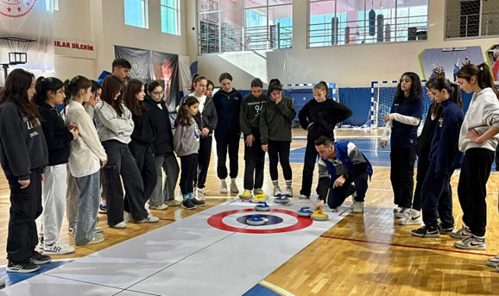 Salıpazarı’nda Gençler İçin Dolu Dolu Kış Programı!