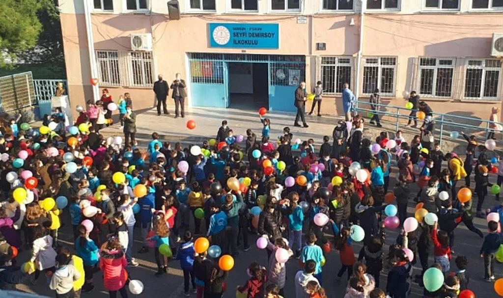 Samsun'da 2024-2025 Eğitim Yılının İkinci Dönemi Başladı