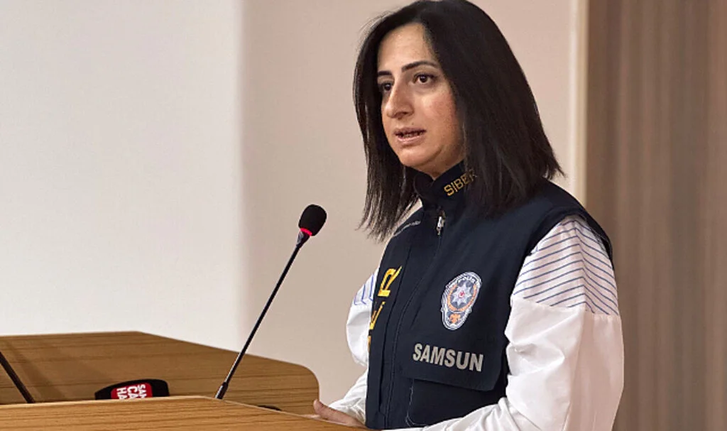 Samsun'da Emniyetten Öğretmenlere Eğitim
