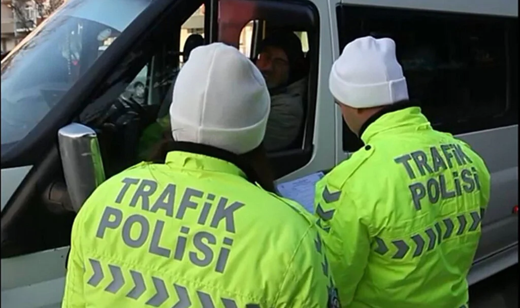 Samsun’da Polis Ekiplerinden Okul Çevresinde Güvenlik Denetimi