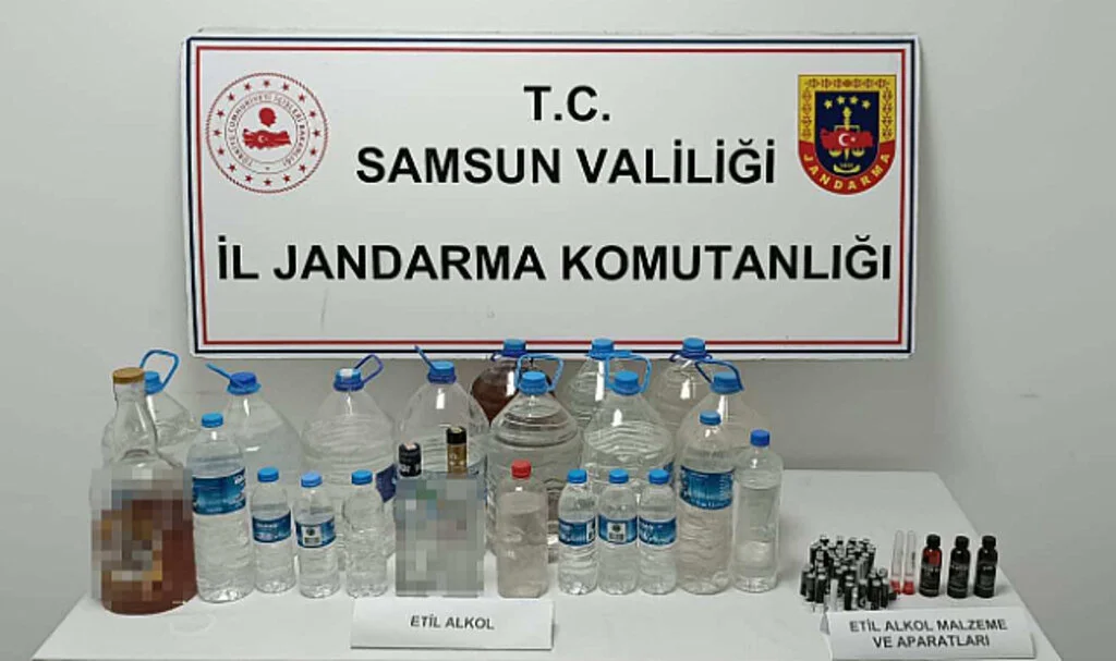 Samsun’da Sahte Alkol Operasyonu: 55 Litre Etil Alkol Ele Geçirildi