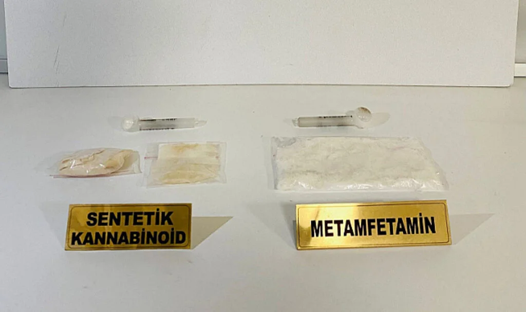 Samsun'da uyuşturucu operasyonu: 2 gözaltı