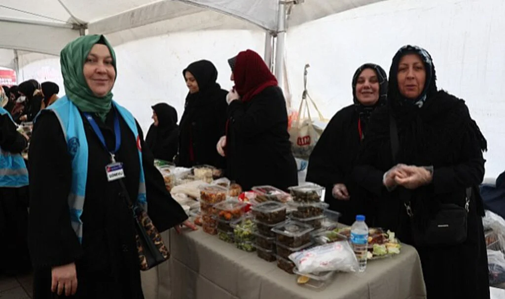 Samsun ve Sinop’ta Depremzedeler İçin Kermes Düzenlendi