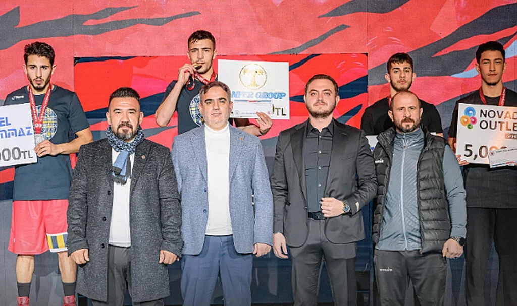 Samsunlu Boksör Erdem Uçak, Türkiye 3.'sü Oldu
