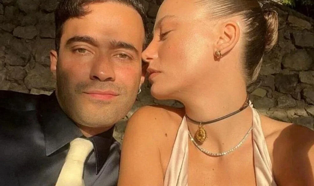 Serenay Sarıkaya ve Mert Demir 14 Şubat’ı Romantik Geçirdi