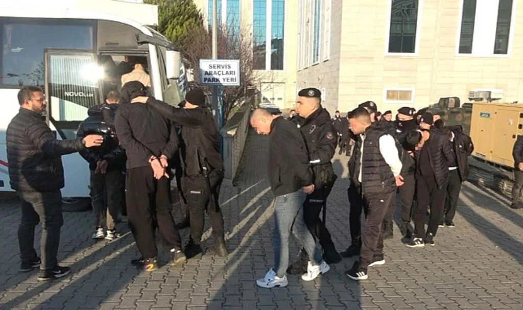 Suç Örgütüne Yönelik Operasyon: 37 Gözaltı