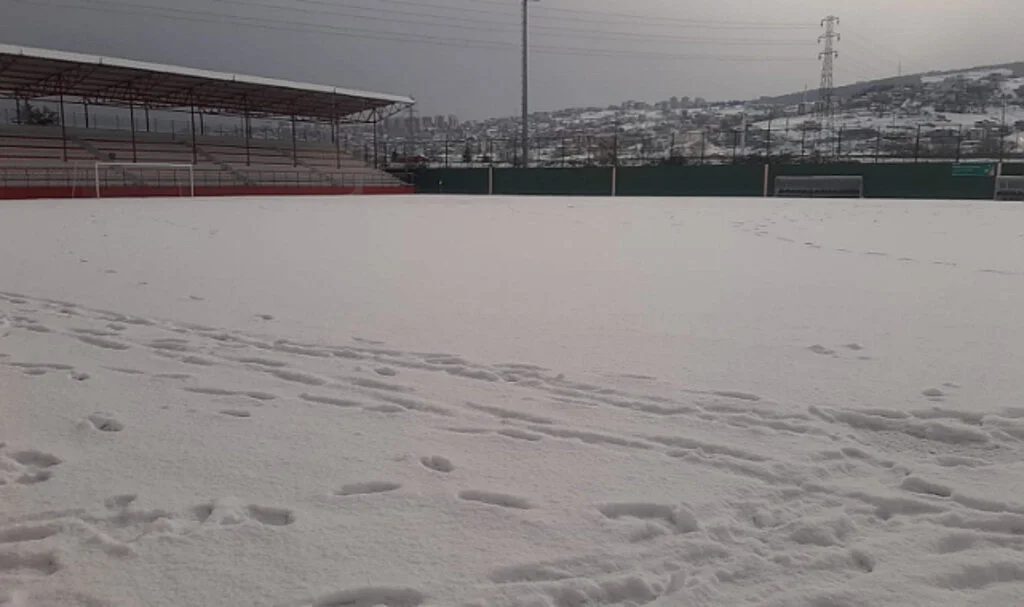 Süper Amatör Lig Play-Off Maçları Kar Nedeniyle Ertelendi
