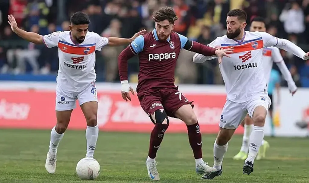 Trabzonspor Ziraat Türkiye Kupası'nda 2. Lig ekibi İskenderunspor'a takıldı!