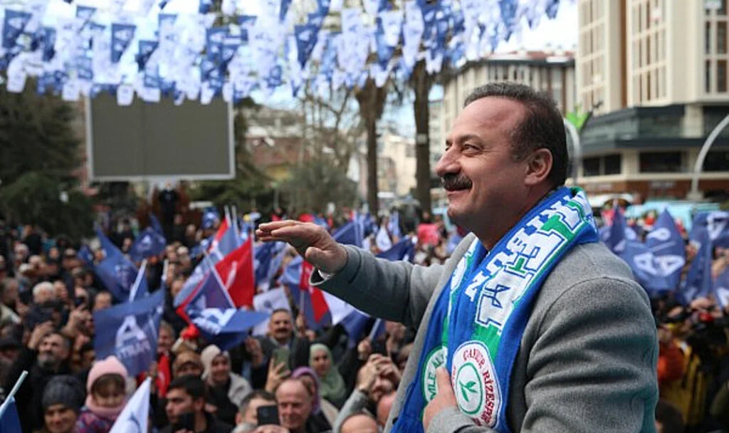 Yavuz Ağıralioğlu: "Anahtar Parti Umutsuzluğa Çözüm Olacak"