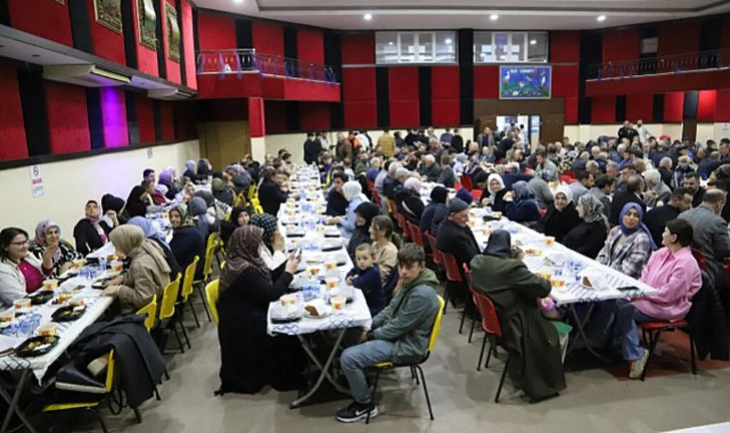 AK Parti 19 Mayıs’ta İftar Programı Düzenledi
