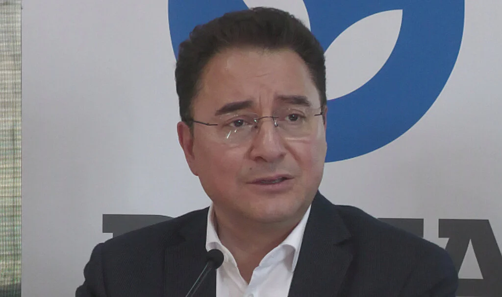 Ali Babacan: Türkiye'de Hukuk ve Adalette Geriye Gittik