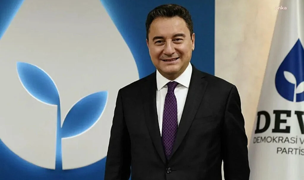 Ali Babacan: "Türkiye, Kadınların Omuzlarında Yükselecek"