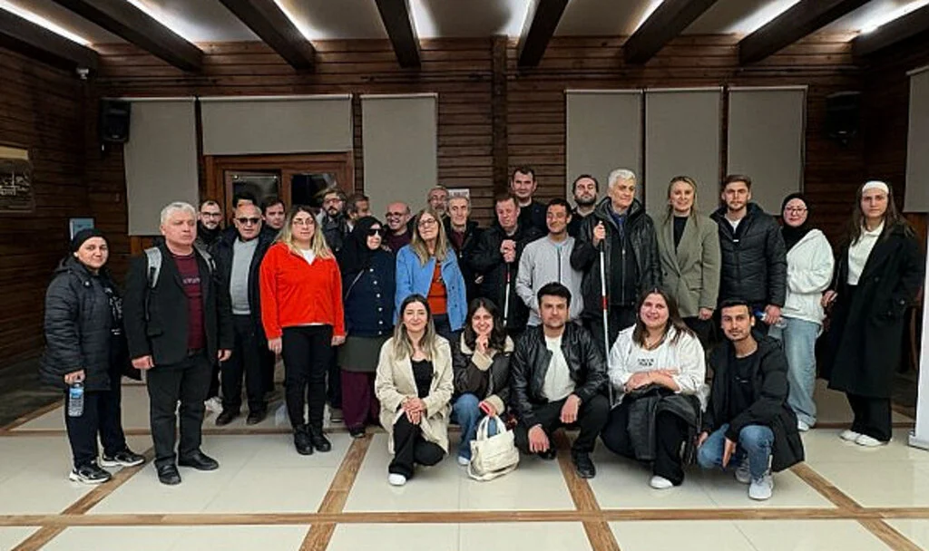 Altı Nokta Körler Derneği ve OMÜ Öğrencileri İftarda Buluştu