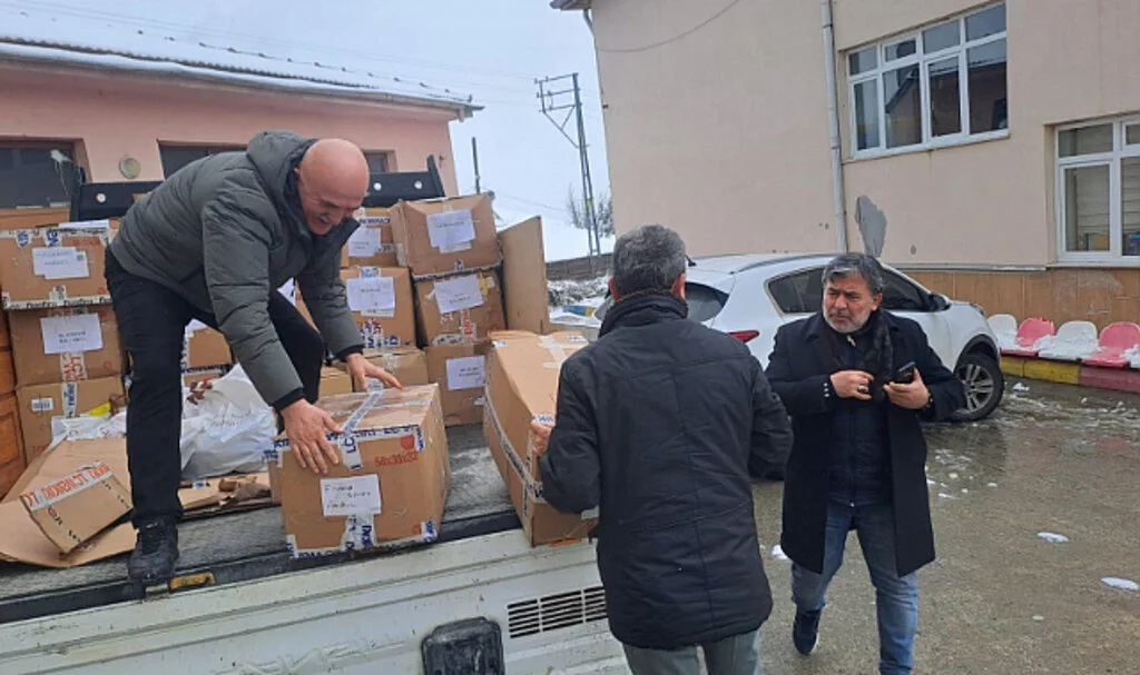 Ankara ve Vezirköprü Platformu’ndan Anlamlı Destek: 480 Öğrenciye Bayram Sevinci