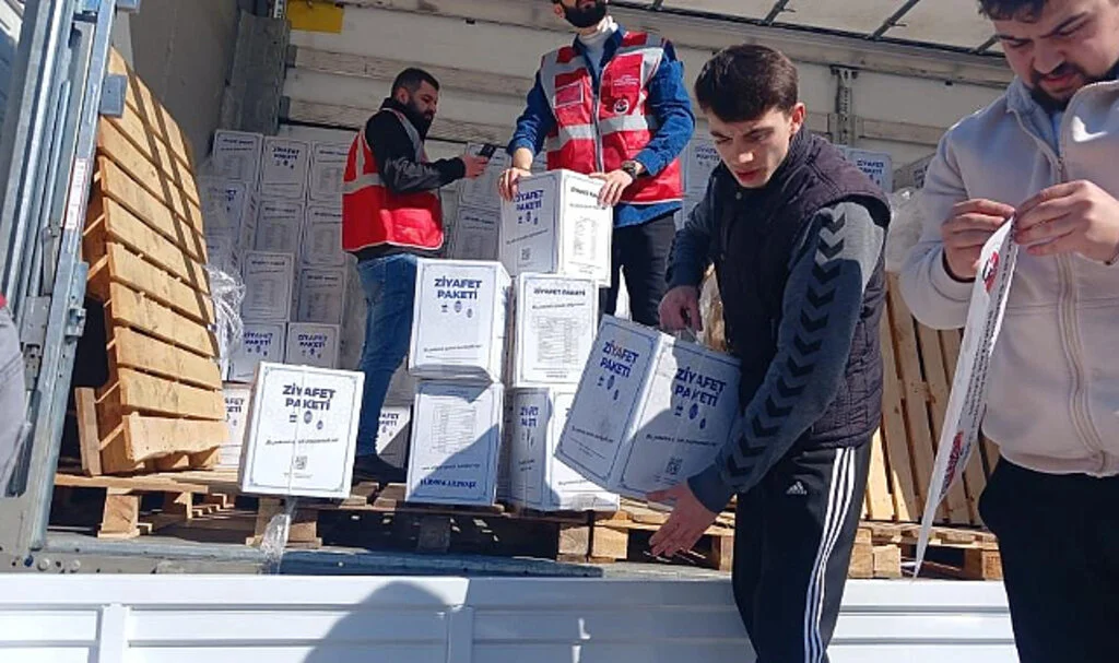 ASFED’den 5 Bin 555 Aileye Ramazan Yardımı!
