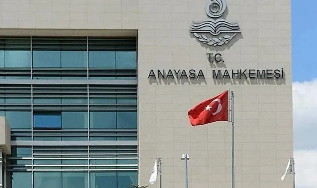 AYM’den 7 Siyasi Parti İçin Mali Denetim Kararı!