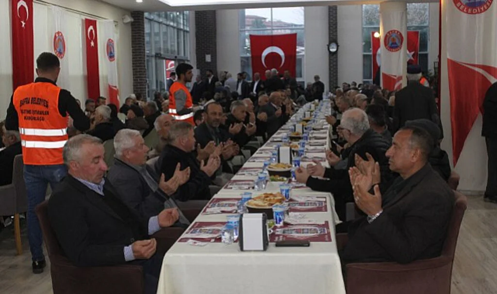 Bafra Ziraat Odası Çiftçiler ve Muhtarlarla İftarda Buluştu