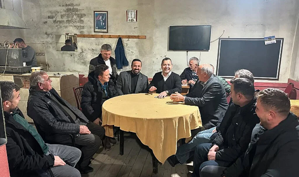 Başkan Özdemir, Doyran Mahallesi’nde Vatandaşlarla Buluştu