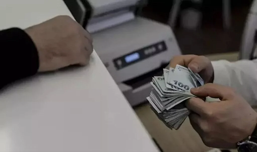 Bayramda Bankalar Kapalı mı, ATM'ler Çalışıyor mu?