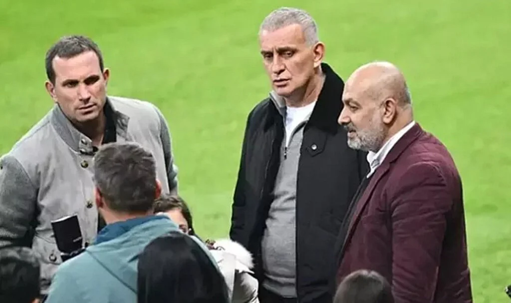 Beşiktaş-Galatasaray Derbisi Öncesi TFF'de İstifa
