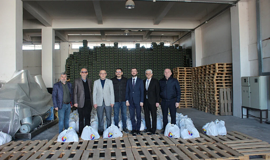 Çarşamba Ticaret Borsası’ndan 500 Aileye Gıda Yardımı