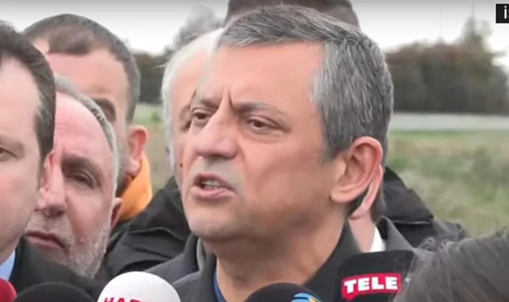 CHP Lideri Özel: “Üç Aslanla Görüştüm”