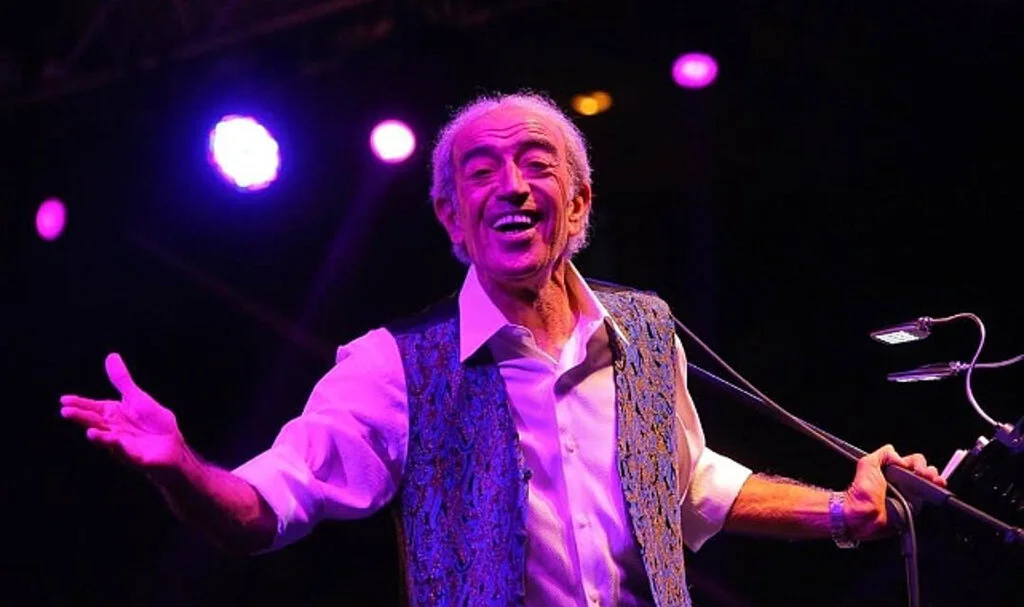 Edip Akbayram Hayatını Kaybetti