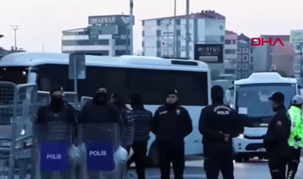 Ekrem İmamoğlu İstanbul Adliyesi’ne Getirildi