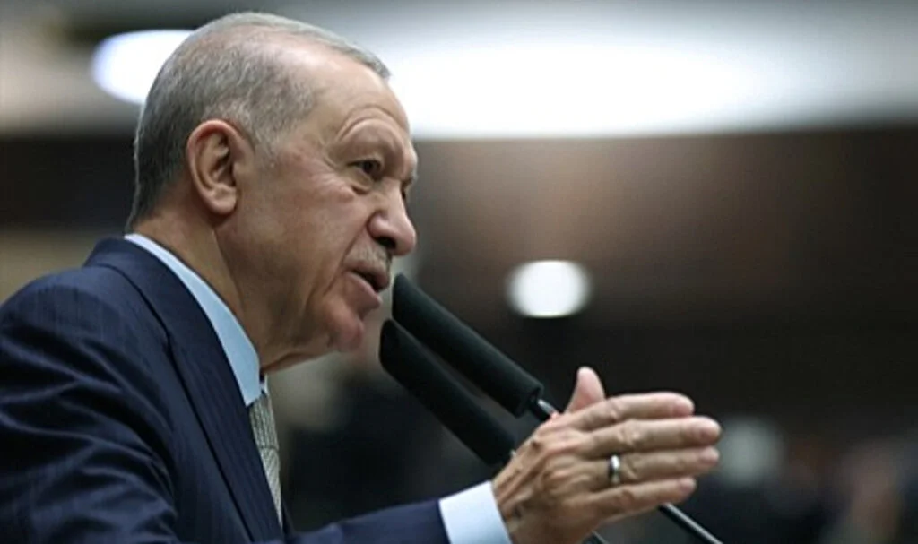 Erdoğan’dan CHP ve İBB Soruşturması Üzerinden Sert Mesajlar: “Heybedeki Büyük Turplar Daha Dökülmedi”