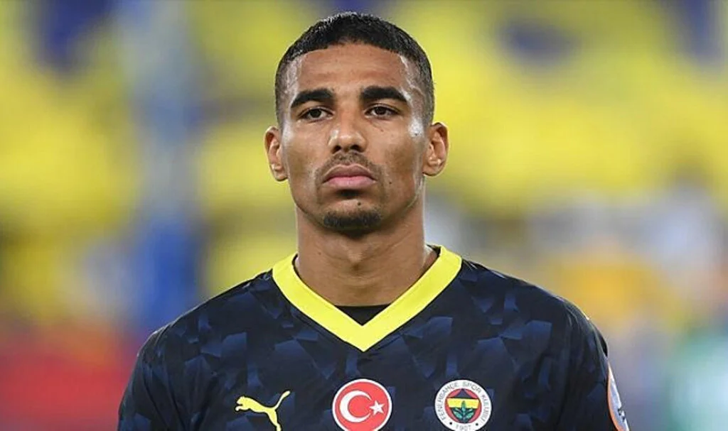 Fenerbahçe'de Djiku, Sezonun İlk Golünü Rangers’a Attı