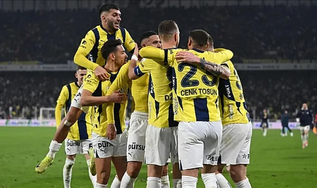 Fenerbahçe - Rangers Maçının Hakemi Açıklandı! İşte Detaylar