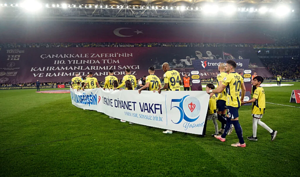 Fenerbahçe - Samsunspor Maçı Öncesi Çanakkale Şehitleri Anıldı