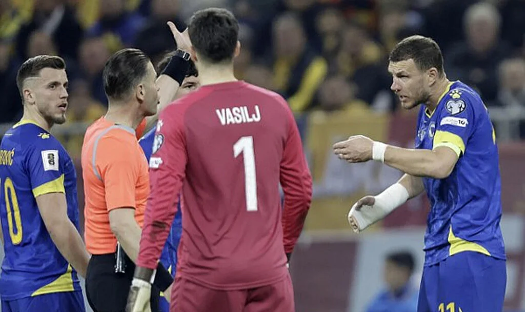 Fenerbahçe’ye Dzeko Şoku! Burnu Kırıldı...