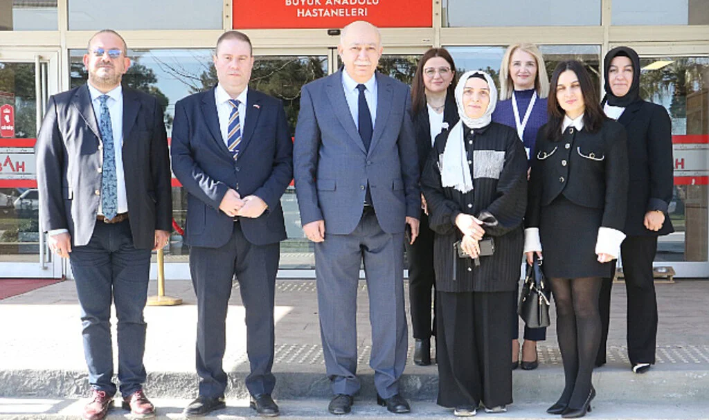 Gürcistan Başkonsolosu Iashvili’den Büyük Anadolu Hastaneleri’ne Ziyaret