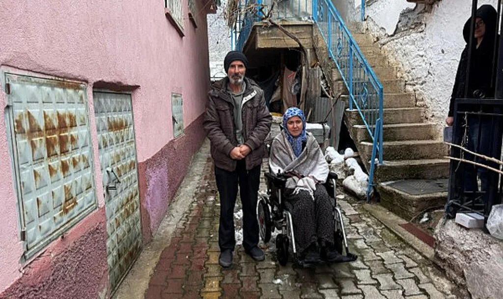 Hollanda’dan Türkiye’ye Umut! Uçurtma Vakfı’ndan 50 Sandalye Bağışı