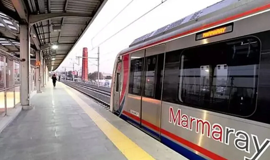 Marmaray Ayrılık Çeşmesi Durağında İntihar Girişimi