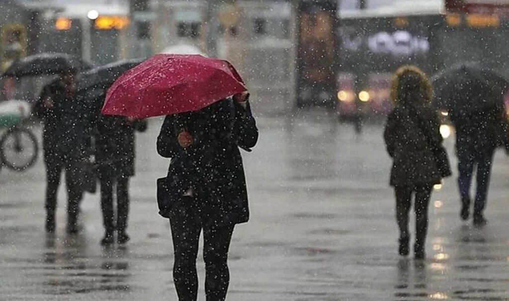 Meteoroloji’den Samsun Dahil 65 İl İçin Sağanak ve Fırtına Uyarısı