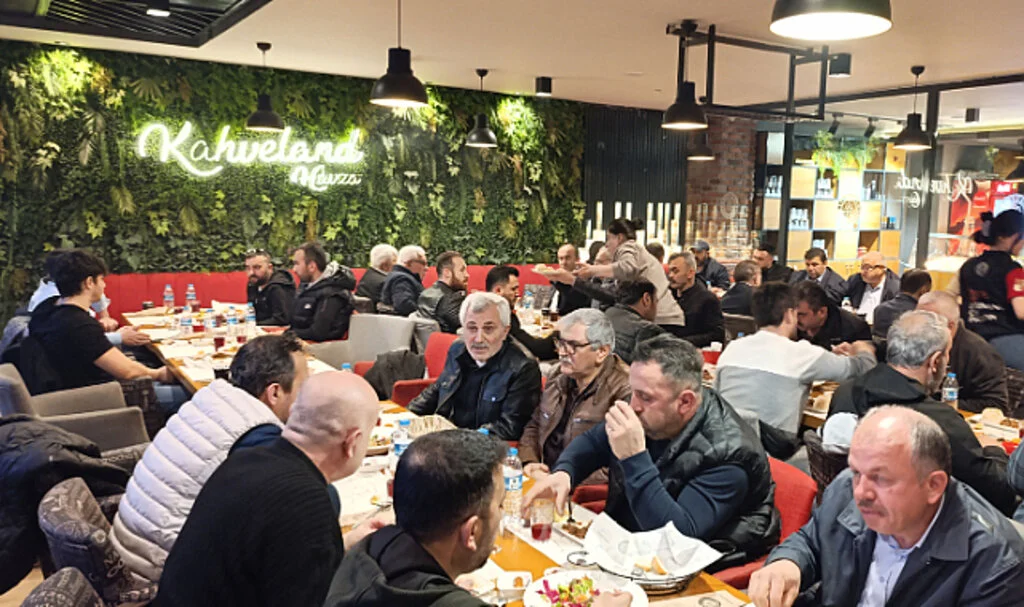 MHP Havza İlçe Teşkilatı, Sendika Temsilcileriyle İftarda Buluştu