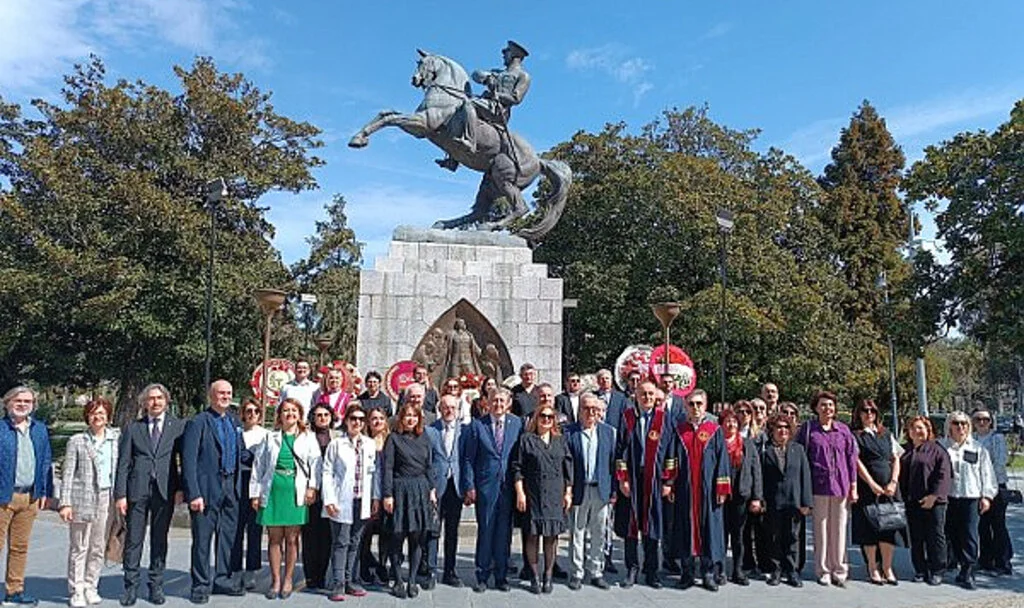 Samsun’da 14 Mart Tıp Bayramı Töreni: Hekimler Taleplerini Yineledi
