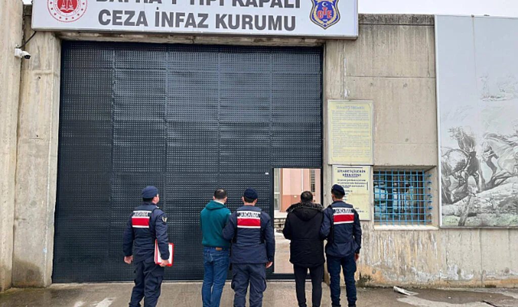 Samsun’da 2 Firari Hükümlü Jandarma Tarafından Yakalandı