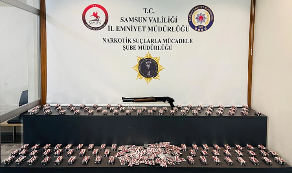 Samsun’da Çay Ocağında Uyuşturucu Operasyonu