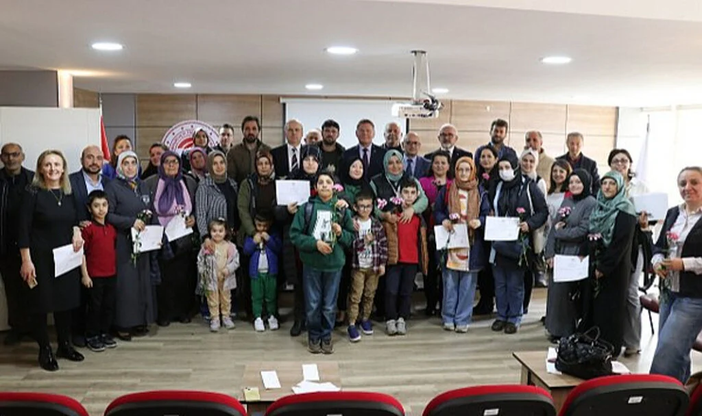 Samsun’da Çiftçi Ailelere Etiket Okuryazarlığı Dersi