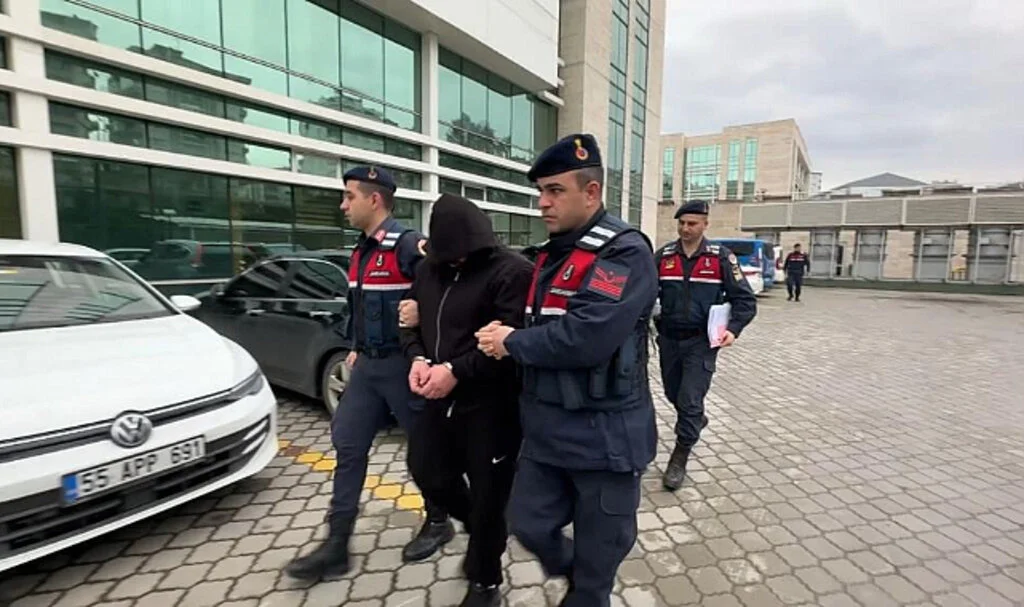 Samsun'da Elektronik Sigara Görünümlü Uyuşturucu Yakalandı
