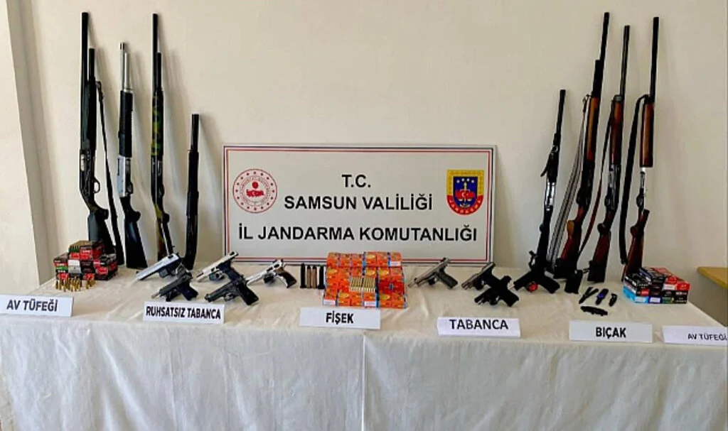 Samsun’da Jandarmadan Kaçak Silah Operasyonu!