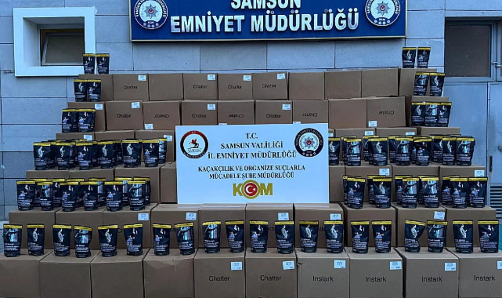 Samsun'da Kamyonette 650 Kilogram Kaçak Tütün Bulundu