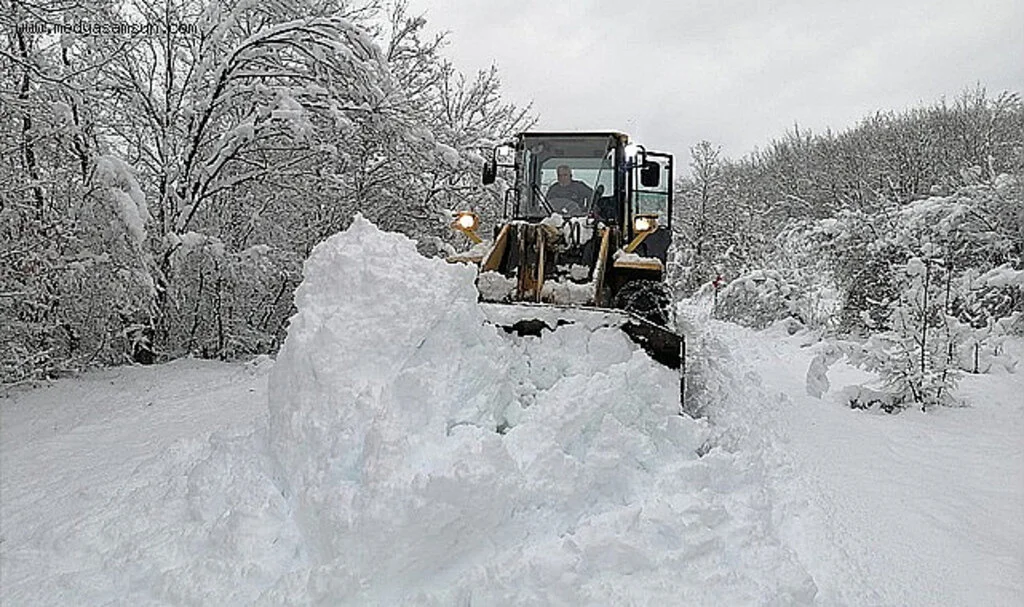 Samsun’da Kar Engeli! 51 Yerleşim Yeri Ulaşıma Kapandı