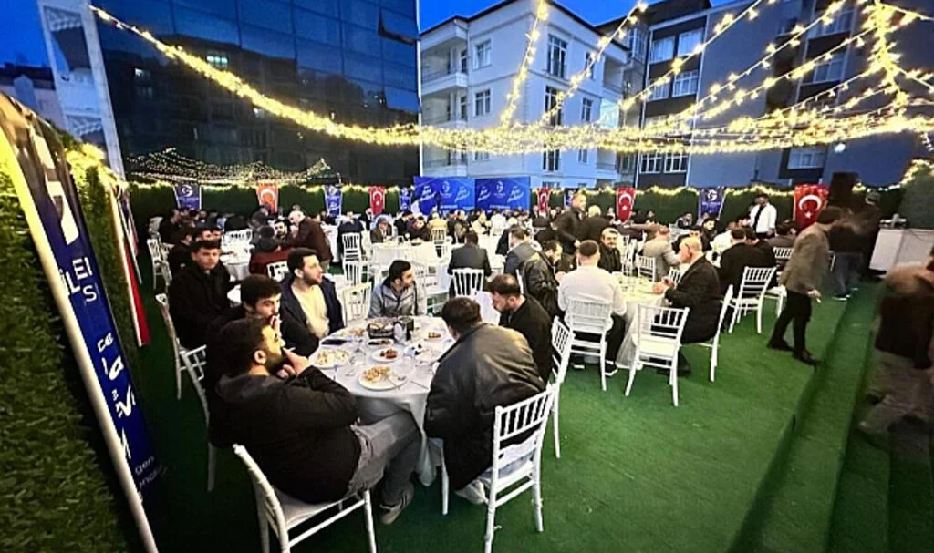 Samsun'da Milli Gençlik Derneği'nden İftar Programı