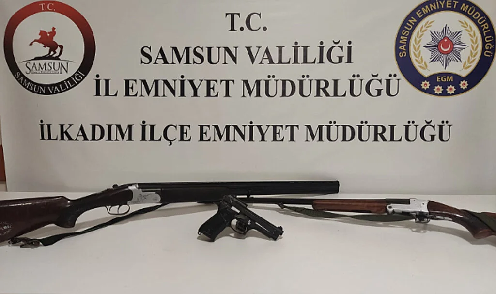 Samsun’da Ruhsatsız Silahlarla Yakalanan Şüpheli Gözaltında!