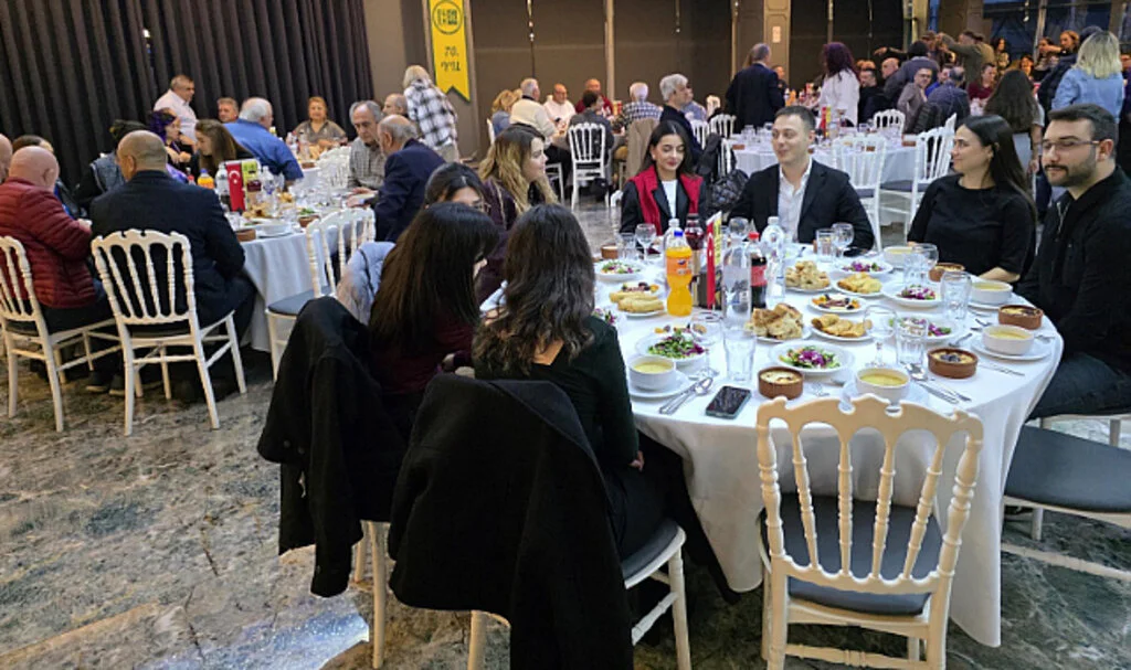 Samsun Maarif Koleji Mezunları İftarda Buluştu