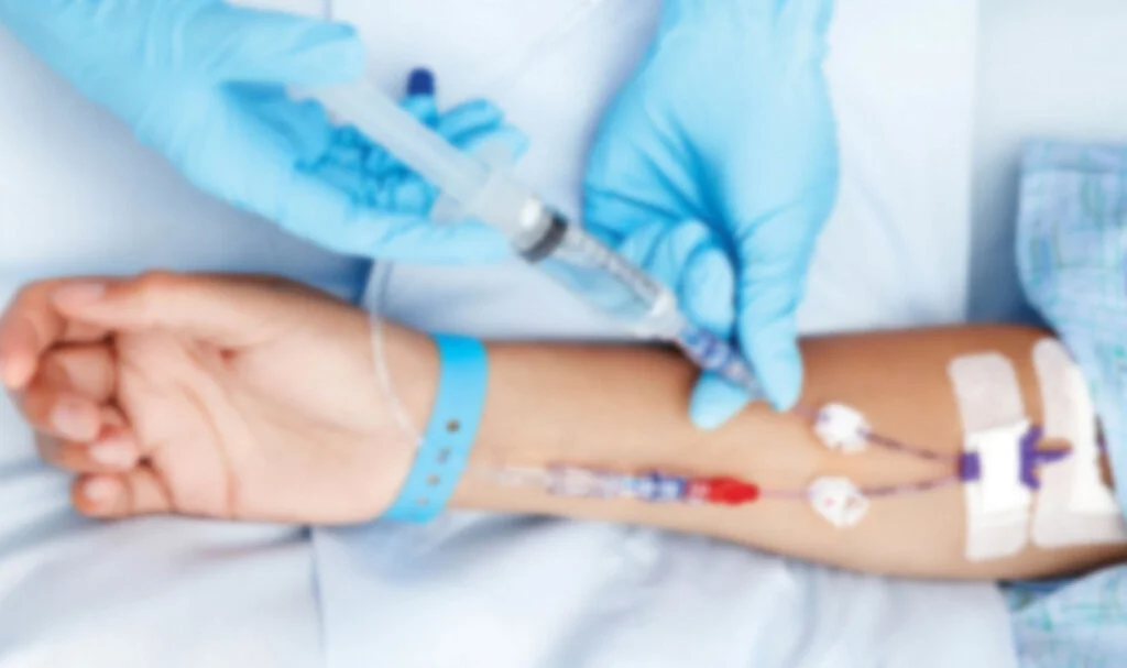 Total Parenteral Nütrisyon (TPN) Alınacaktır